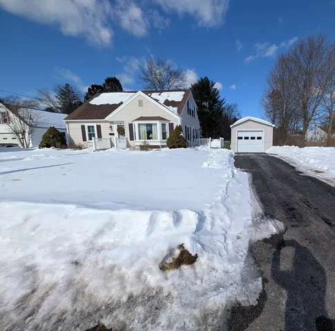 $459,900 | 14 Walnut Street, Oxford, MA 01540