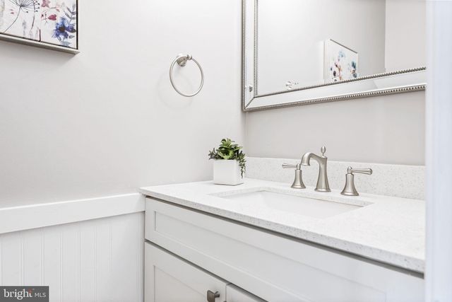 $589,000 | 252 Gretna Green Court, Alexandria, VA 22304