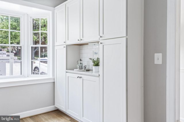 $589,000 | 252 Gretna Green Court, Alexandria, VA 22304