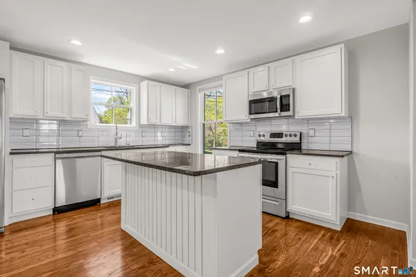 $579,900 | 273 Brooklawn Avenue, Bridgeport, CT 06604