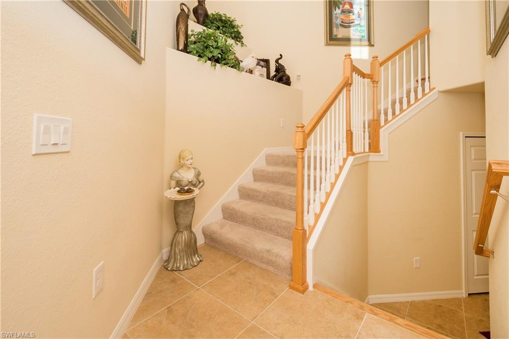 9511 Napoli Lane, Unit 202 Naples, FL 34113 - Photo 21 of 24 a view of entryway