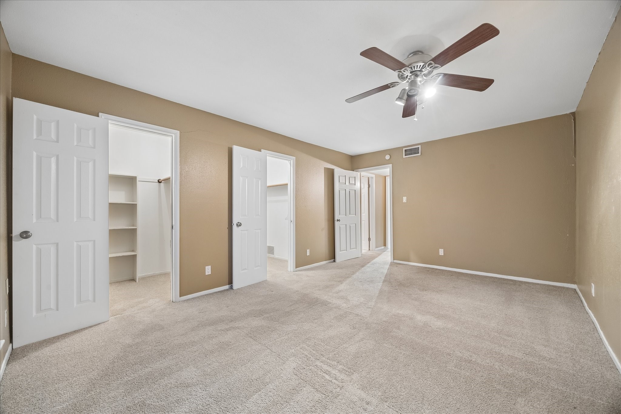 11540 Chimney Rock Road, Unit 201 Houston, TX 77035 - Photo 10 of 10 Gallery Image 10