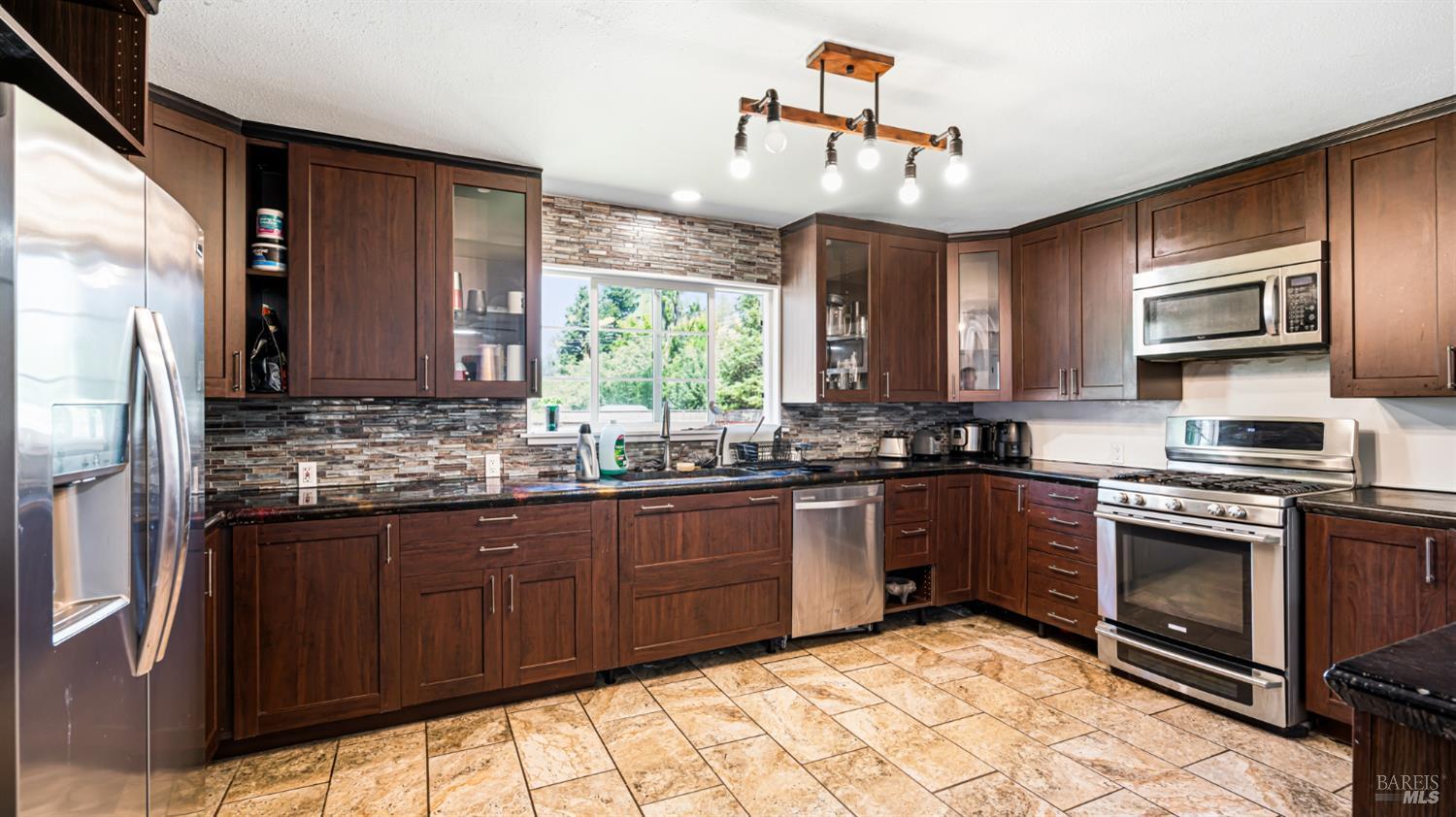 1794 Highway 116 Sebastopol, CA 95472 - Photo 29 of 41 Gallery Image 29