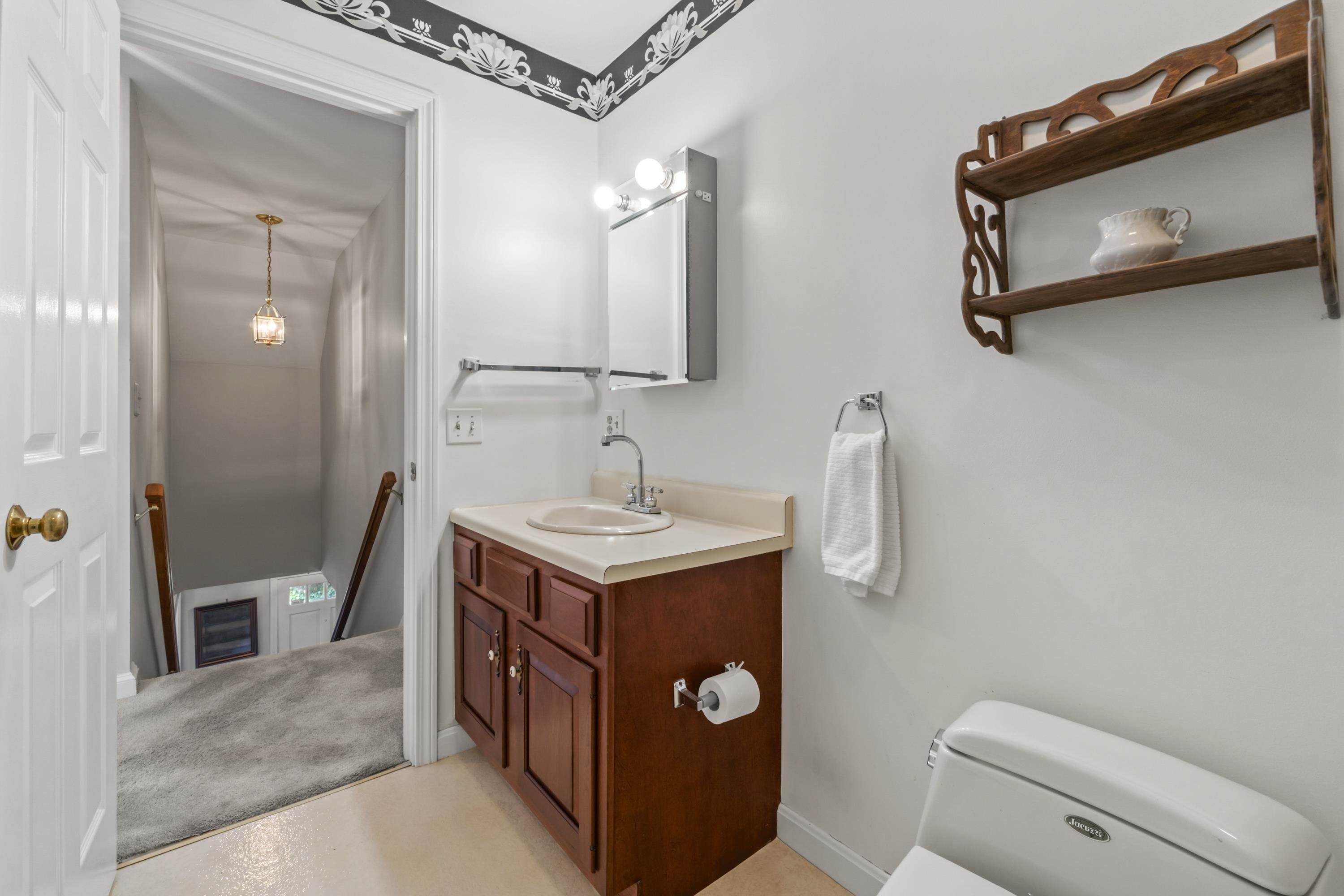 34 Gov Sawyer Lane Dover, NH 03820 - Photo 21 of 44