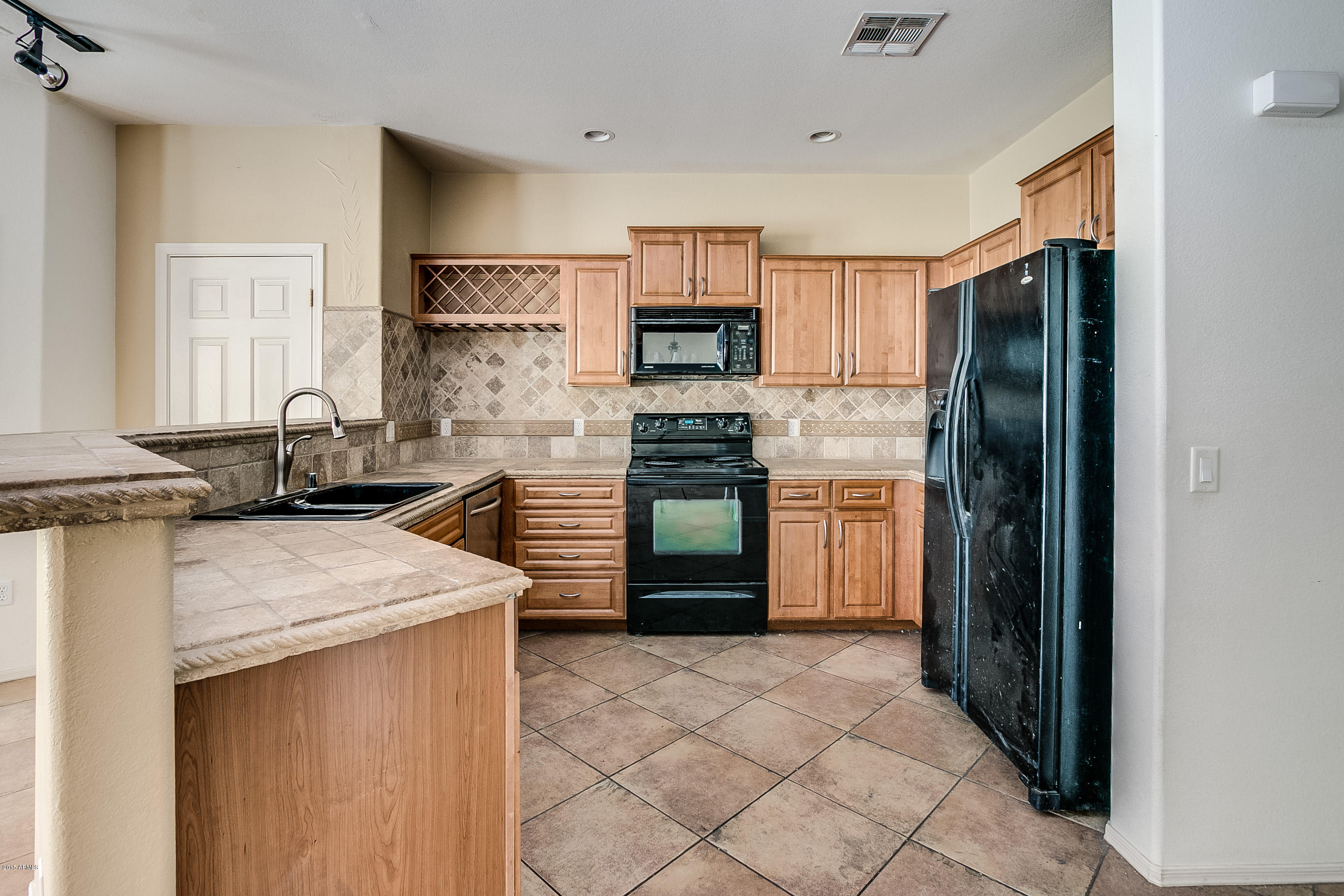 1702 East Bell Road, Unit 141 Phoenix, AZ 85022 - Photo 10 of 43 Bell-010