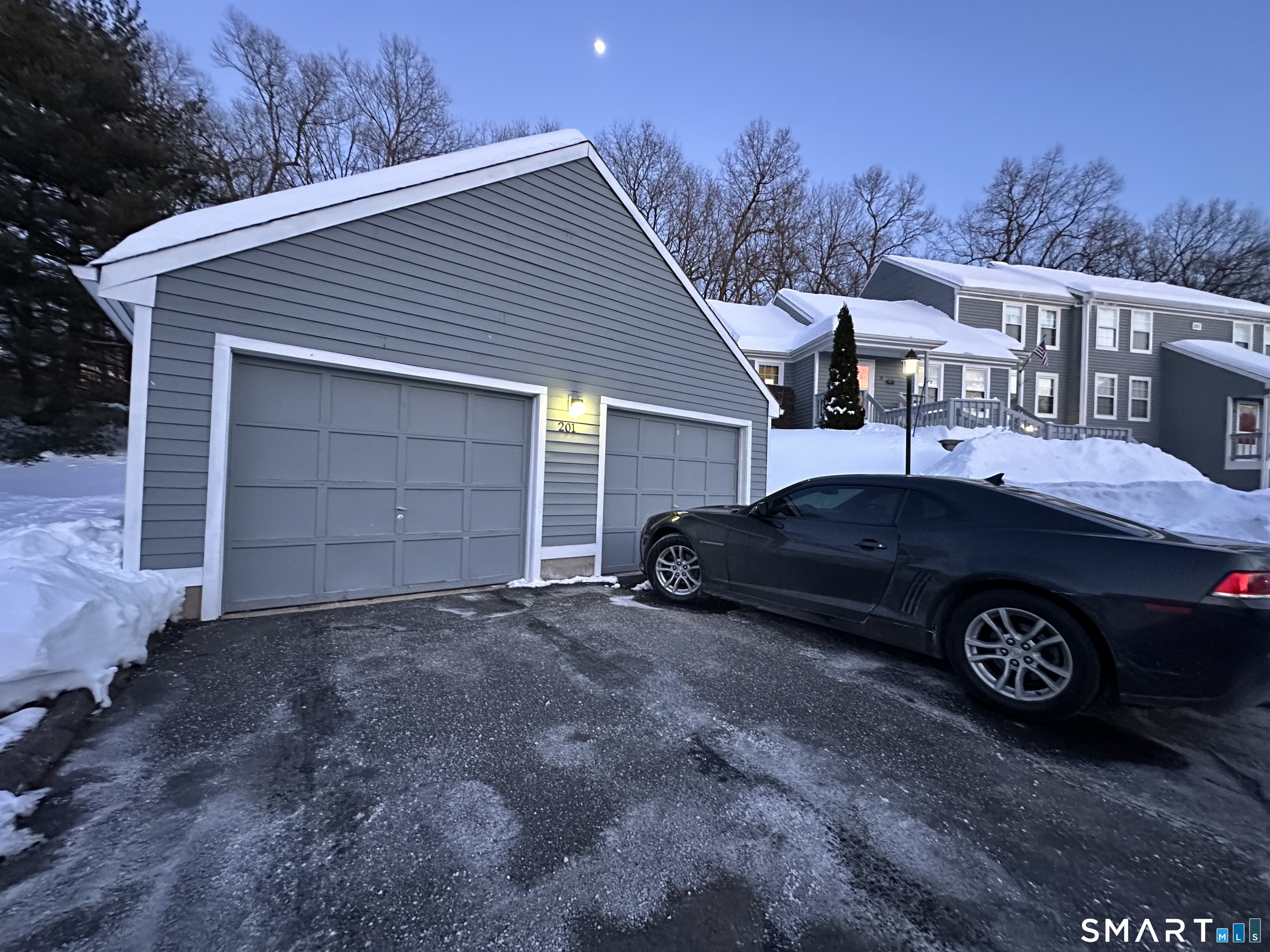 203 Oakland Street, Unit F Manchester, CT 06042 - Photo 5 of 24