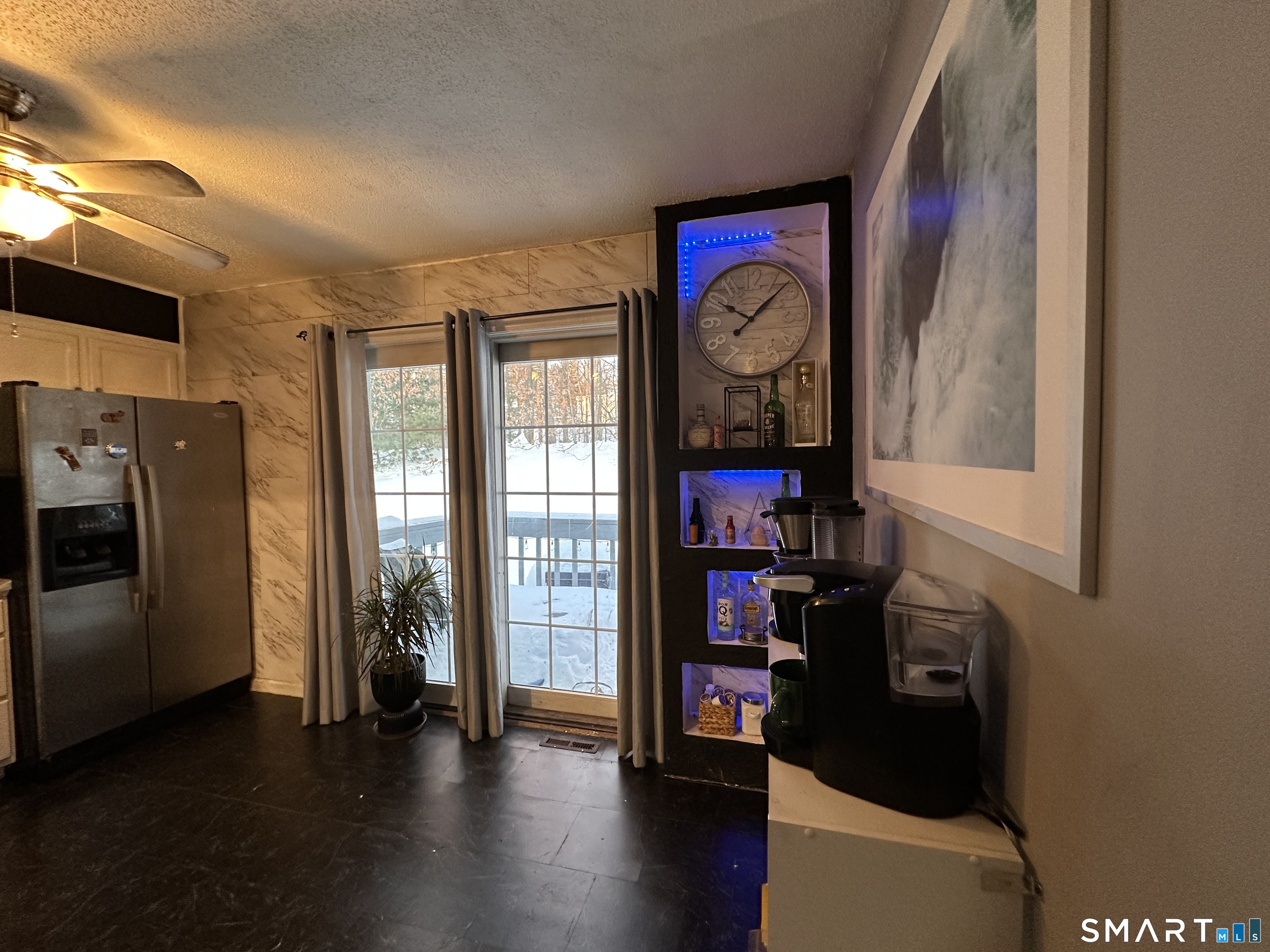 203 Oakland Street, Unit F Manchester, CT 06042 - Photo 8 of 24