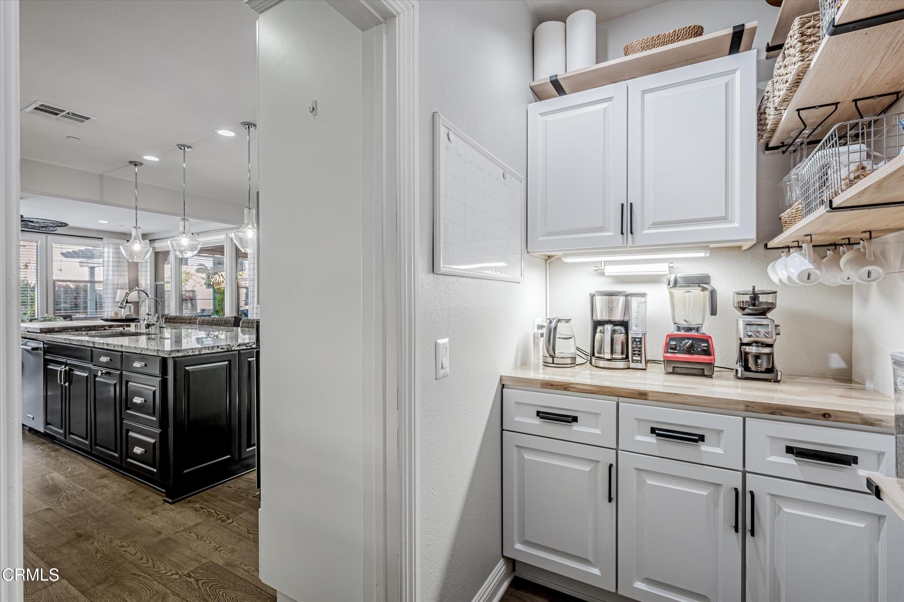 563 Bloomfield Place Camarillo, CA 93012 - Photo 13 of 69 019_563BloomfieldPlace