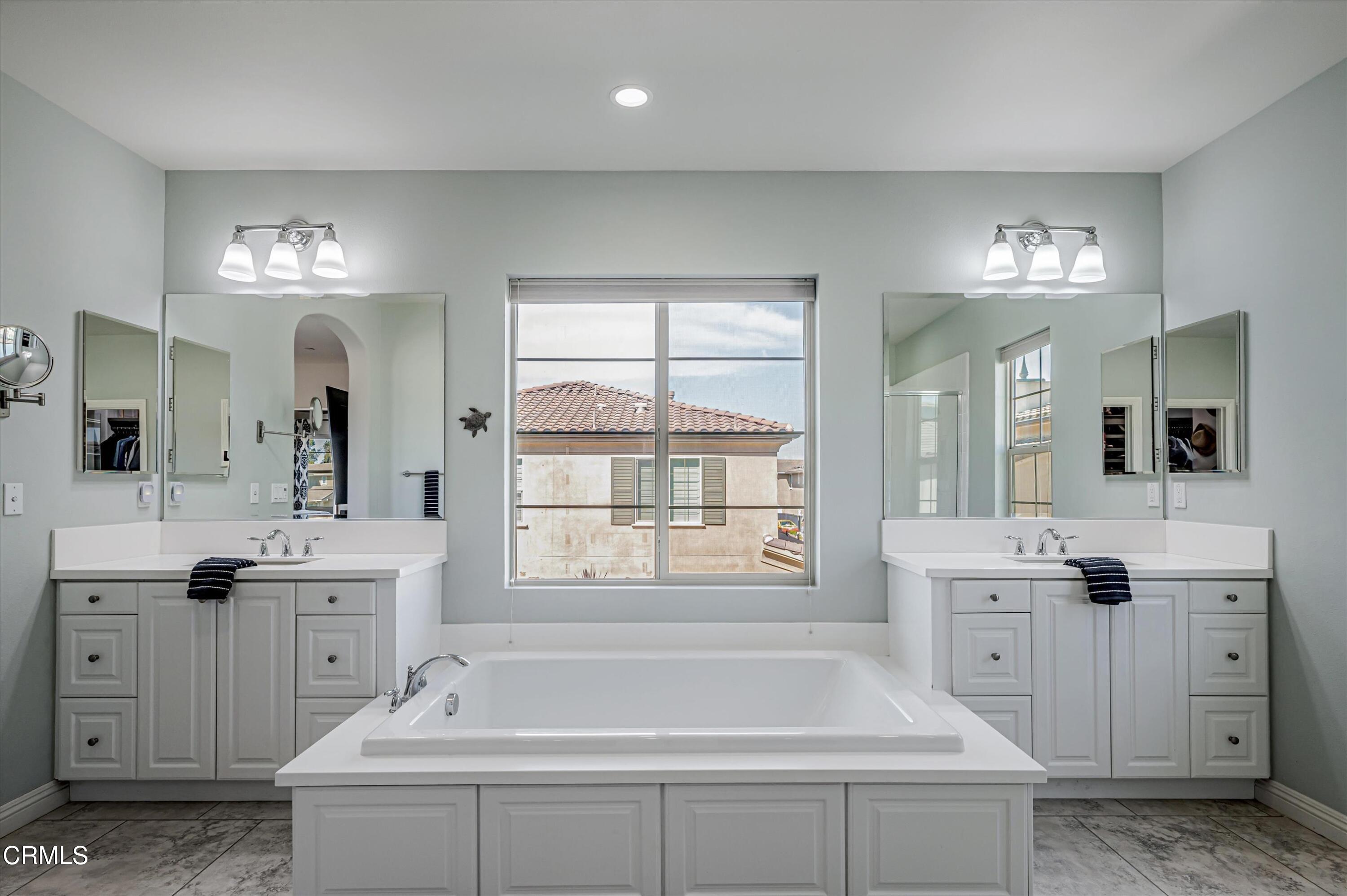 563 Bloomfield Place Camarillo, CA 93012 - Photo 30 of 69 046_563BloomfieldPlace