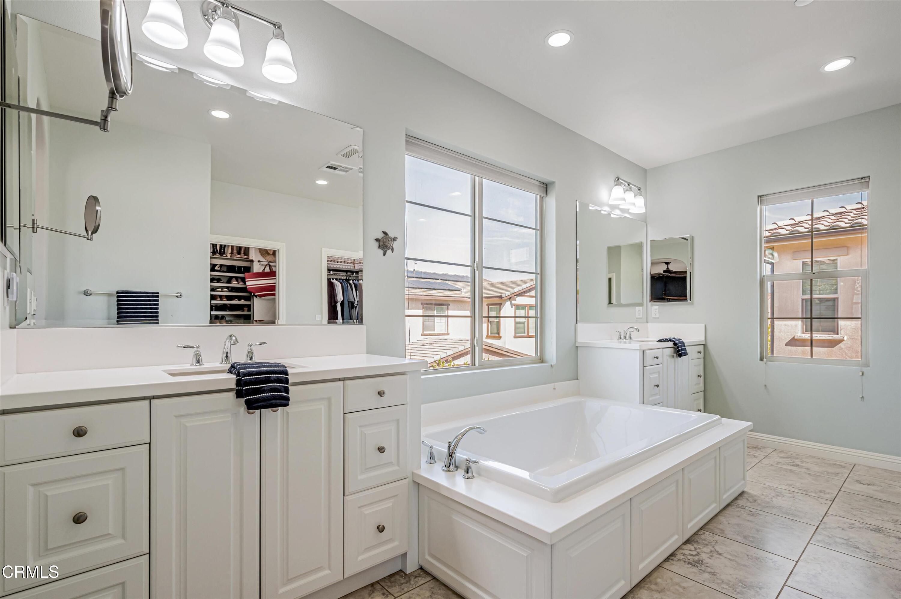 563 Bloomfield Place Camarillo, CA 93012 - Photo 31 of 69 048_563BloomfieldPlace