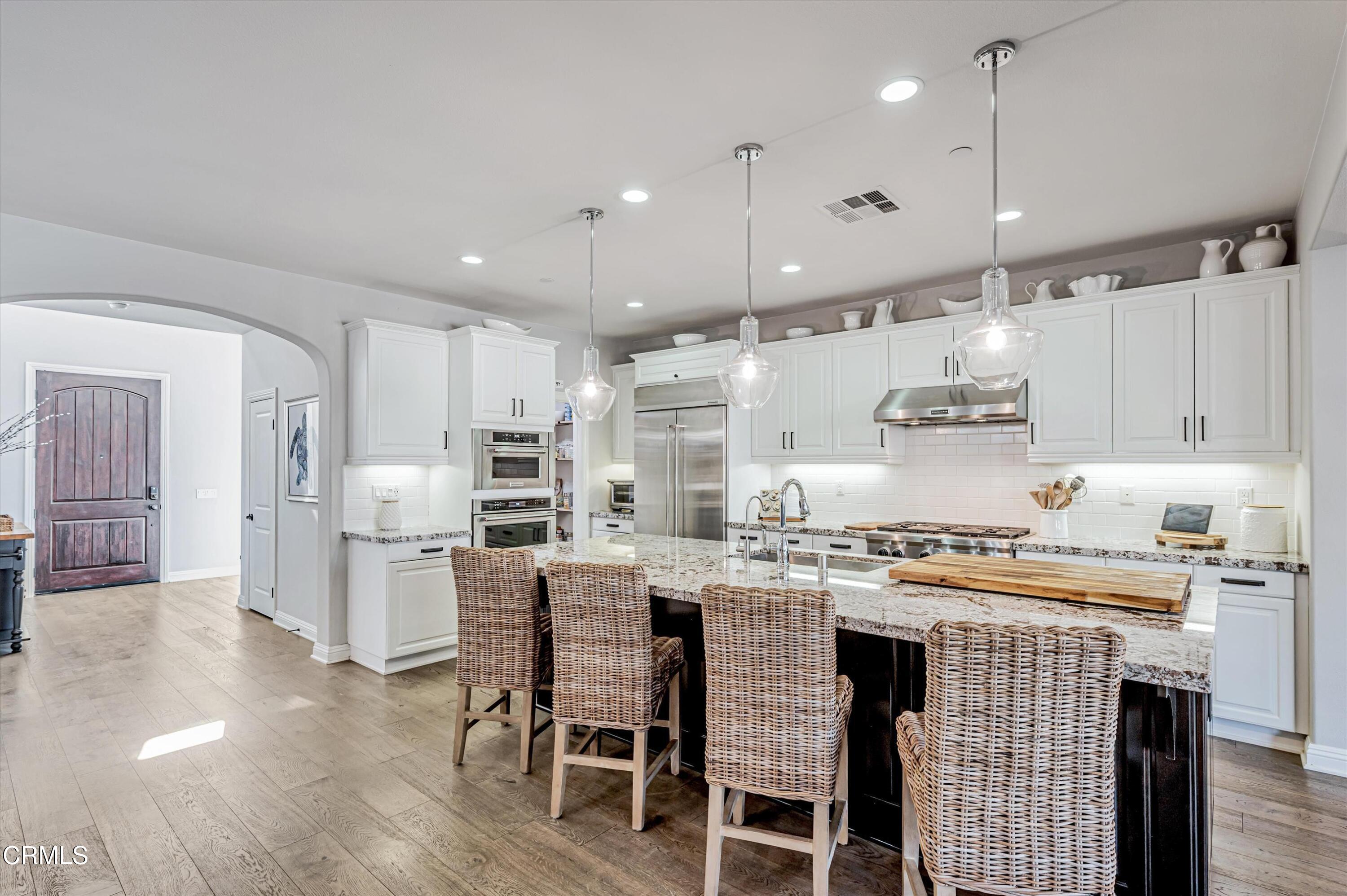 563 Bloomfield Place Camarillo, CA 93012 - Photo 6 of 69 011_563BloomfieldPlace