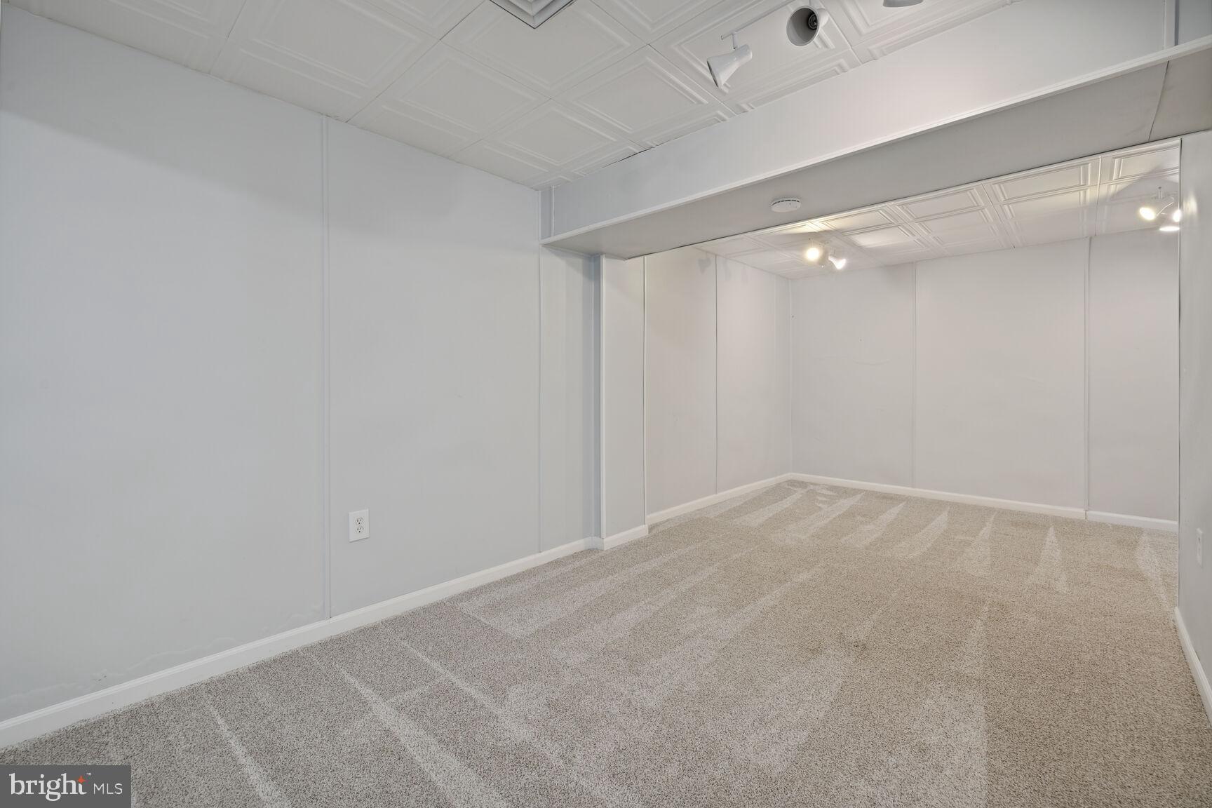 365 River Road Arnold, MD 21012 - Photo 14 of 19