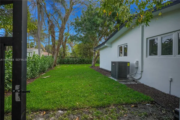 $2,235,000 | 8220 Southwest 133rd Street, Pinecrest, FL 33156