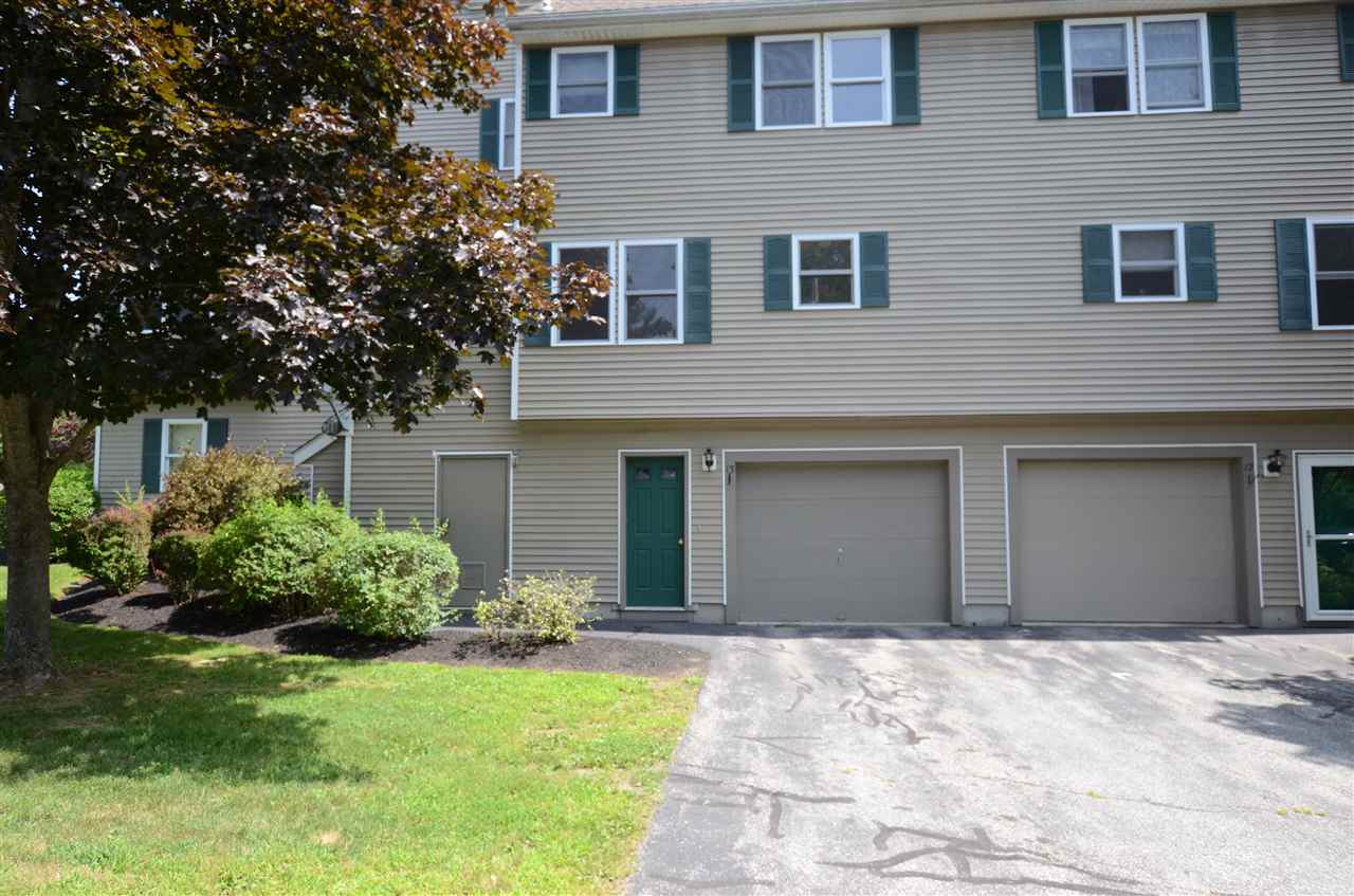 30 Charter Street, Unit 13 Exeter, NH 03833 - Photo 3 of 32