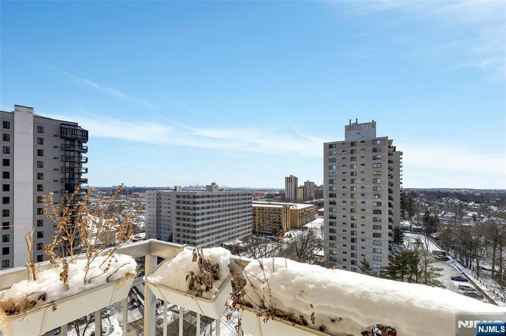 307 Prospect Avenue, Unit 14I Hackensack, NJ 07601 - Photo 15 of 18
