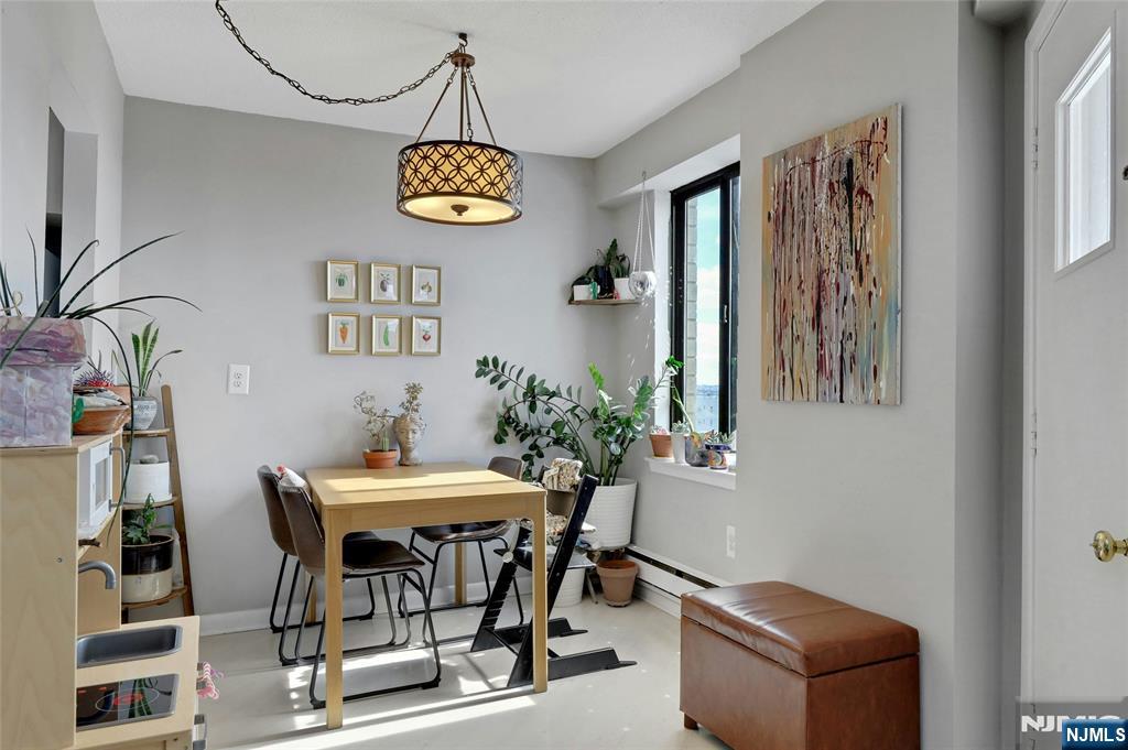 307 Prospect Avenue, Unit 14I Hackensack, NJ 07601 - Photo 5 of 18