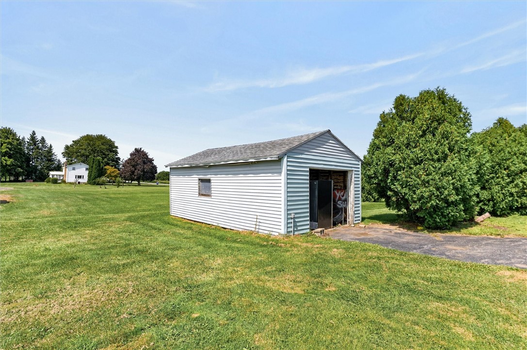 557 Curtis Road Parma, NY 14468 - Photo 33 of 36 Gallery Image 33
