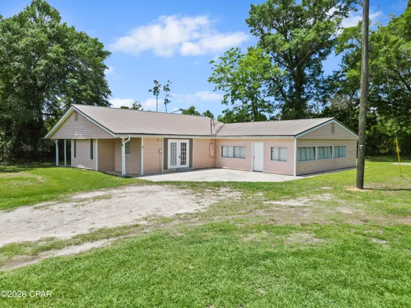 $200,000 | 18924 Jim Durham Road, Blountstown, FL 32424