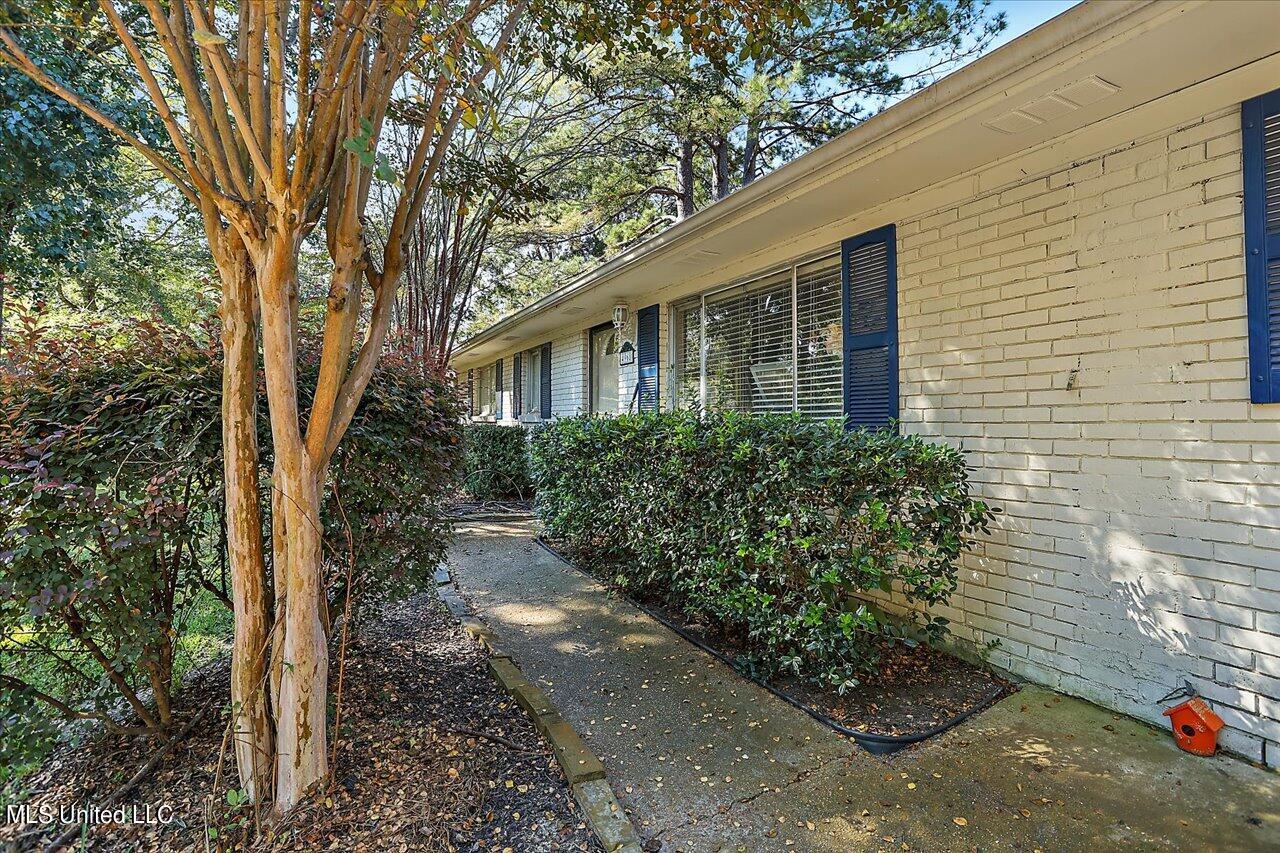 4968 Southwest Fourth Street Flora, MS 39071 - Photo 3 of 51 03-4968 SW Fourth St