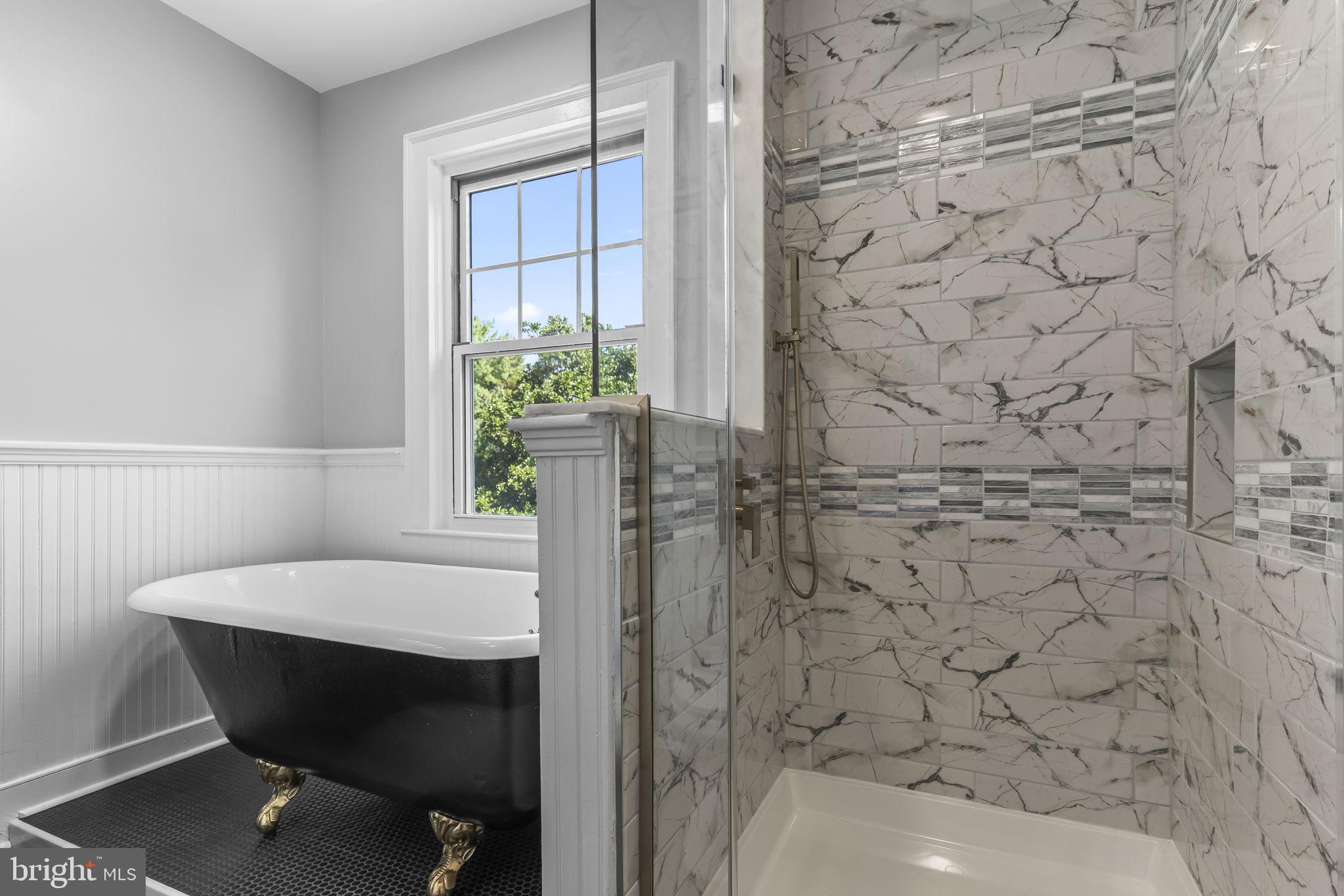 525 Small Reward Road Huntingtown, MD 20639 - Photo 6 of 67 Custom Tiled Shower