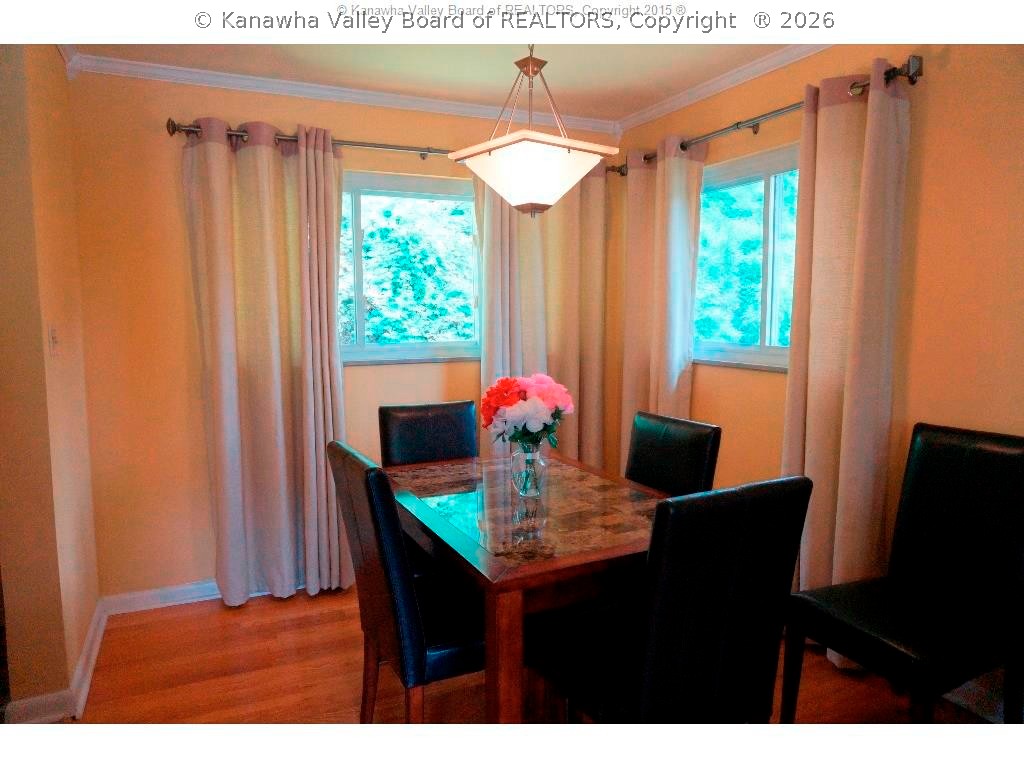1136 Emerald Road Charleston, WV 25314 - Photo 3 of 15 Gallery Image 3