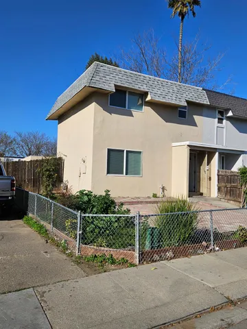 $370,000 | 829 Palm Circle, Tracy, CA 95376