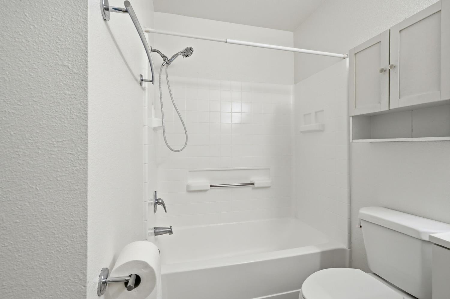 426 Cherry Lane, Unit H Manteca, CA 95337 - Photo 21 of 28