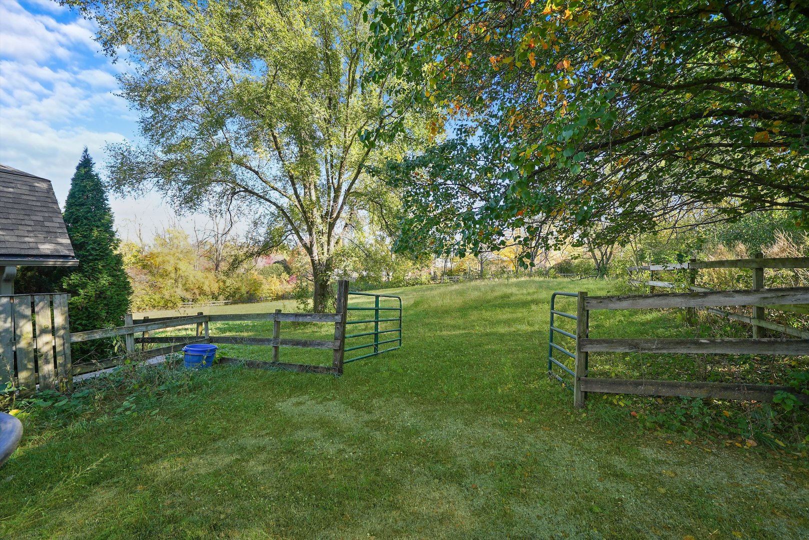 702 Bay Road McHenry, IL 60051 - Photo 14 of 37