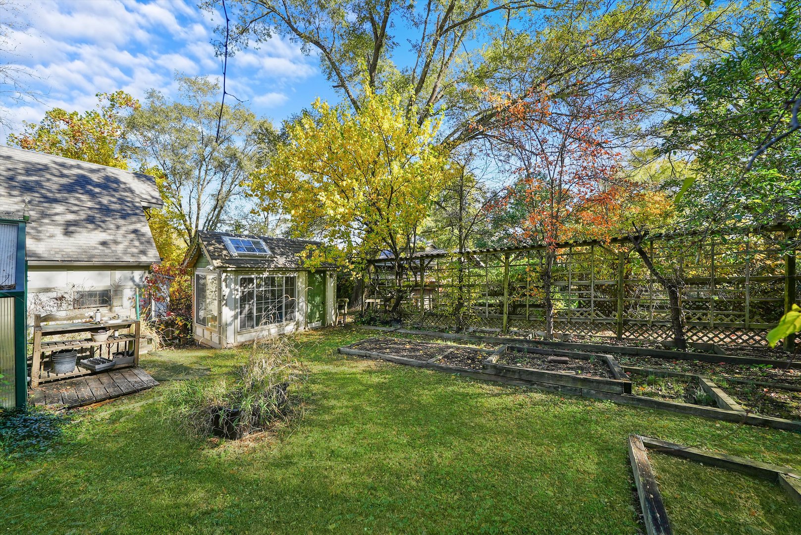 702 Bay Road McHenry, IL 60051 - Photo 18 of 37