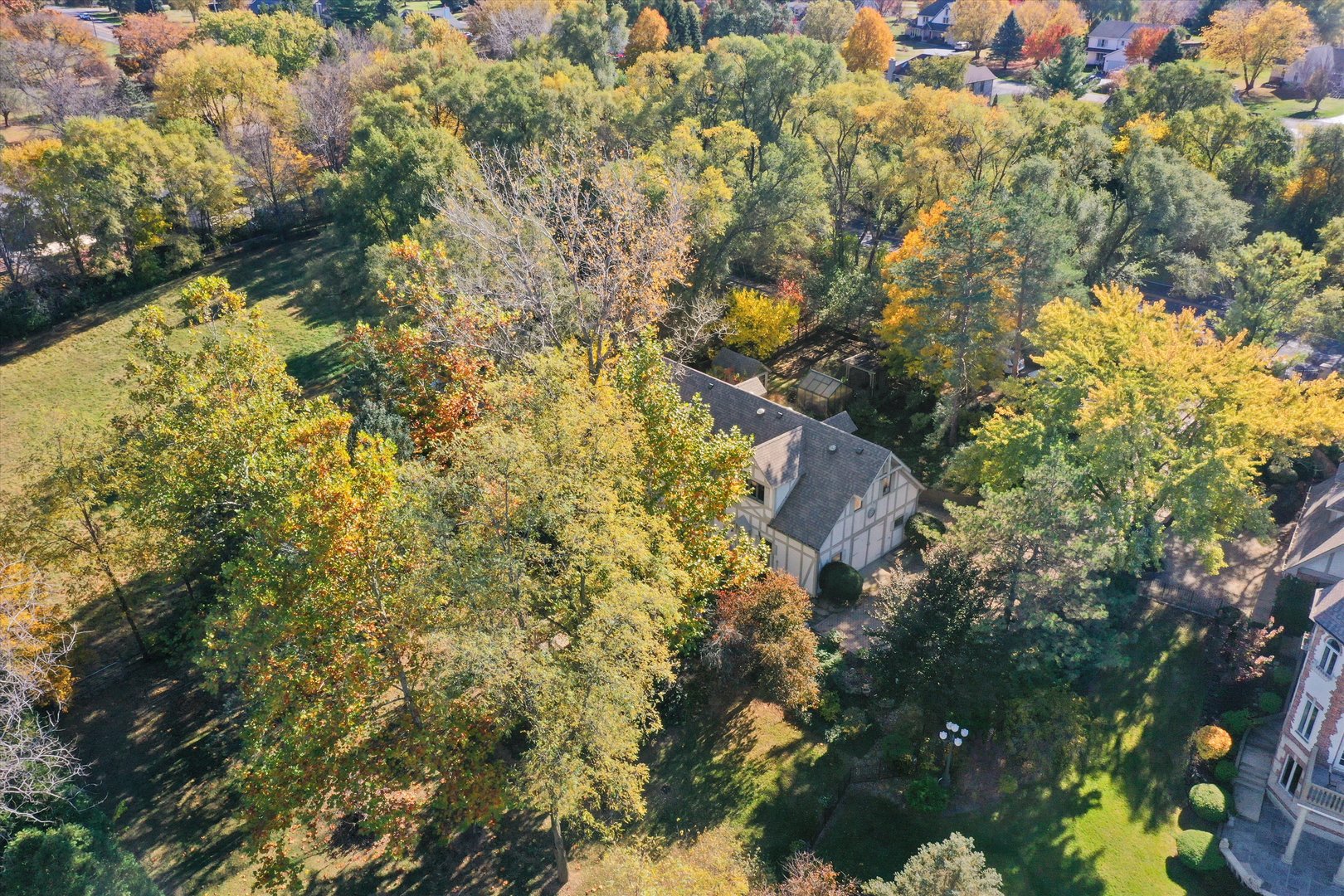 702 Bay Road McHenry, IL 60051 - Photo 4 of 37