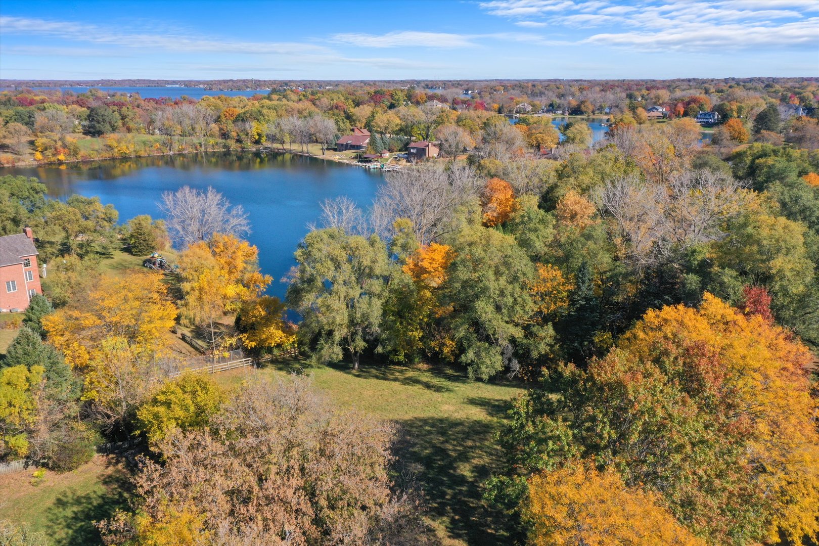 702 Bay Road McHenry, IL 60051 - Photo 9 of 37