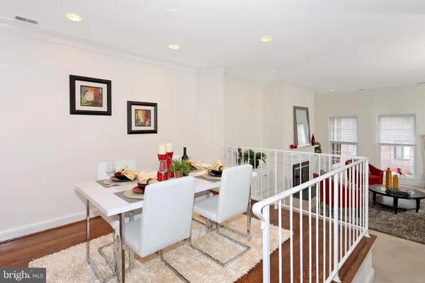 $4,100 | 2312 L Street Northwest, Unit 2, Washington, DC 20037