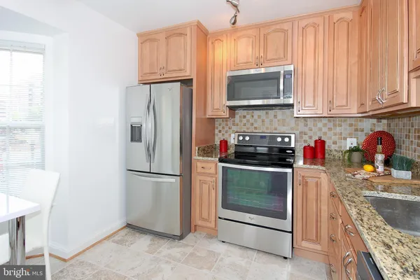 $4,100 | 2312 L Street Northwest, Unit 2, Washington, DC 20037