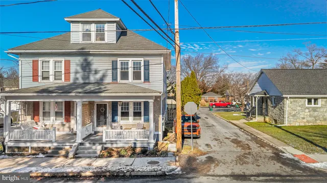 $279,000 | 19 East 2nd Avenue, Lititz, PA 17543