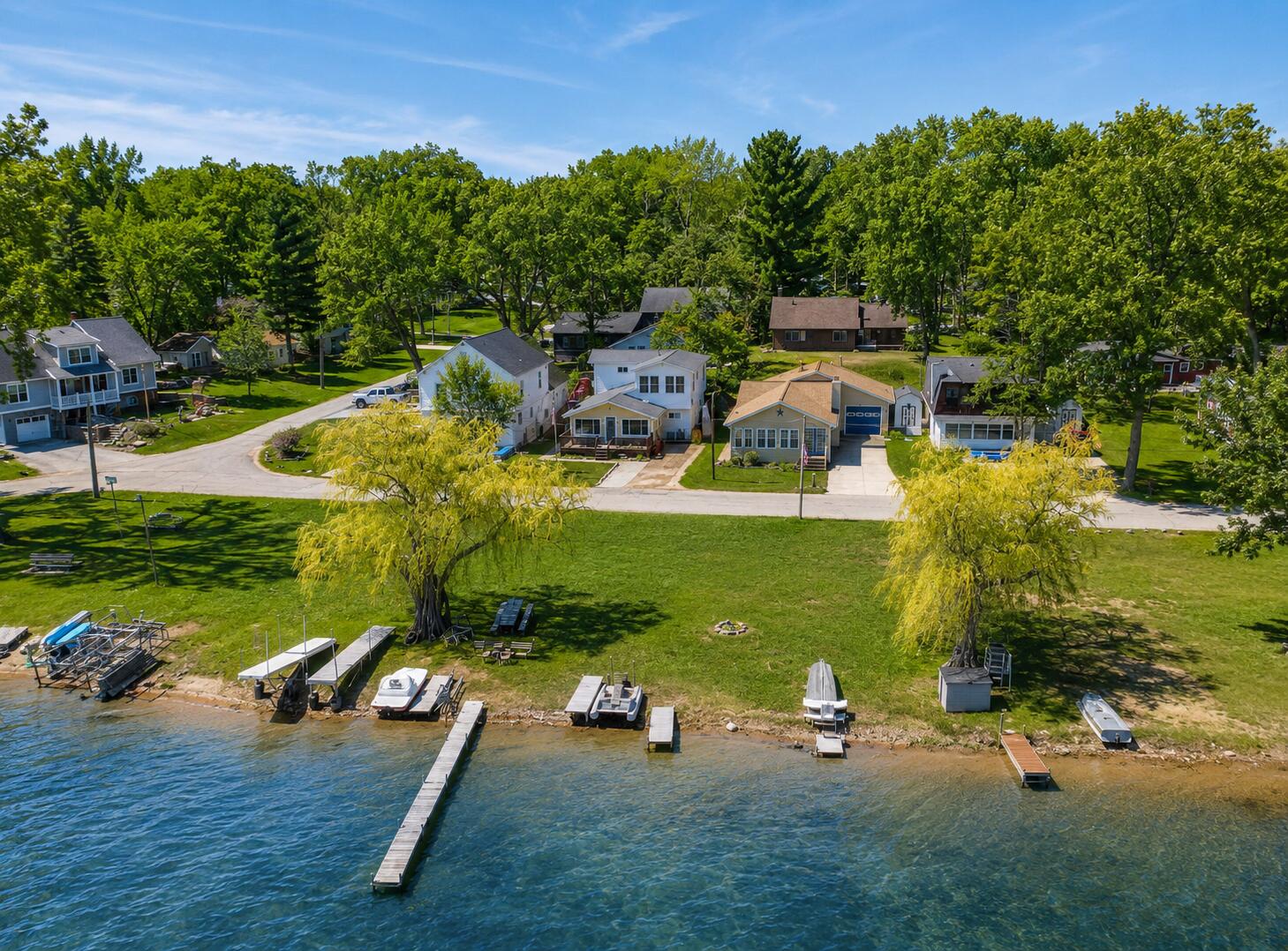 252 Evans Trail Tipton, MI 49287 - Photo 28 of 42 aerial lakeside