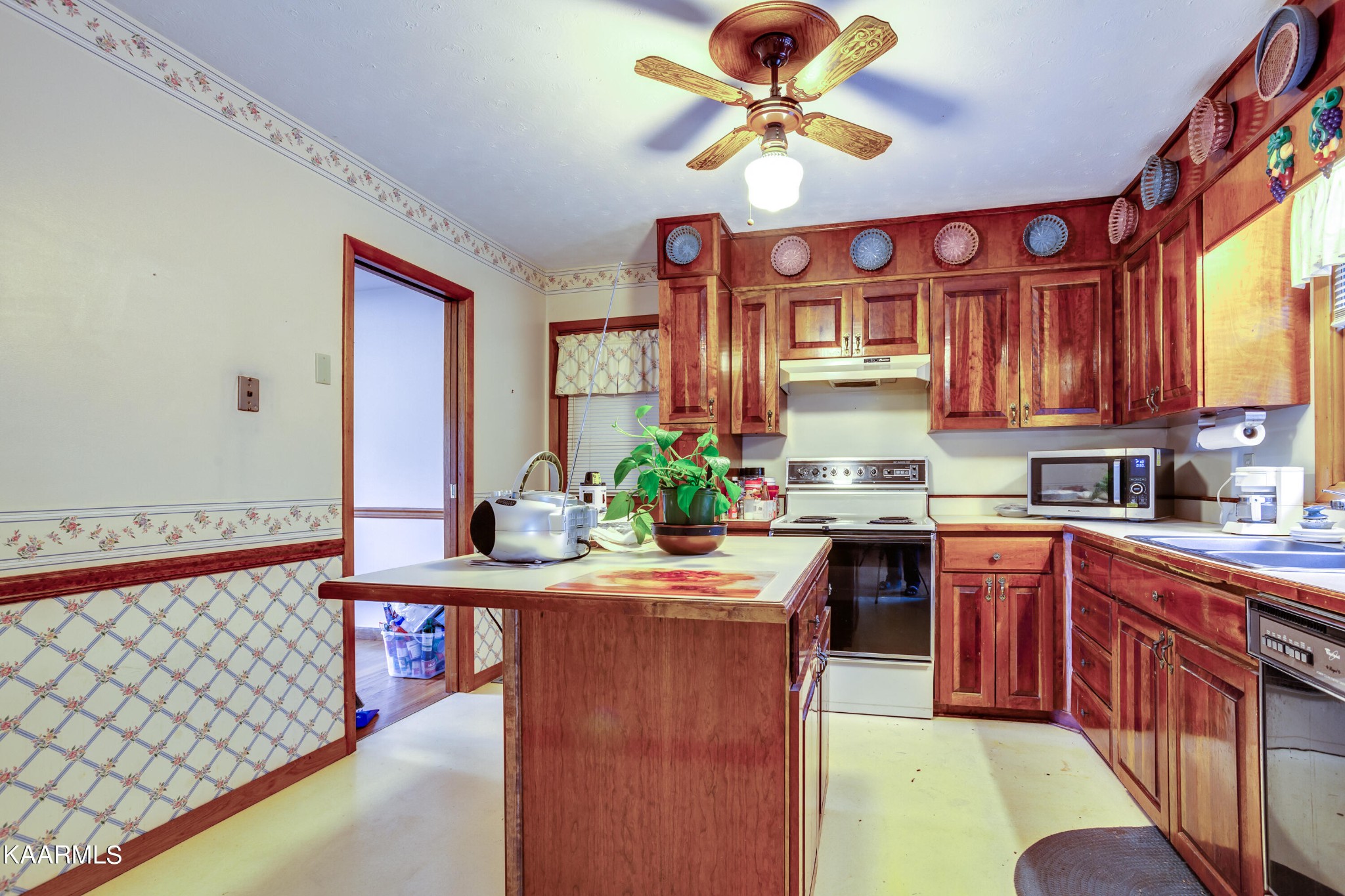 721 Coventry Road Knoxville, TN 37923 - Photo 9 of 24 Gallery Image 9