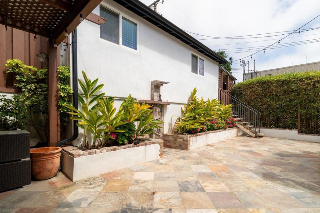 835 Dewitt Avenue, Unit B Encinitas, CA 92024 - Photo 16 of 22 a view of a potted plants in a patio