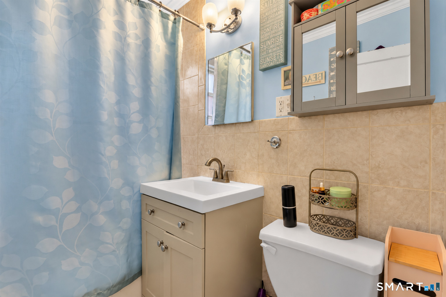 18 Robin Road, Unit 1 West Hartford, CT 06119 - Photo 20 of 30 Gallery Image 20