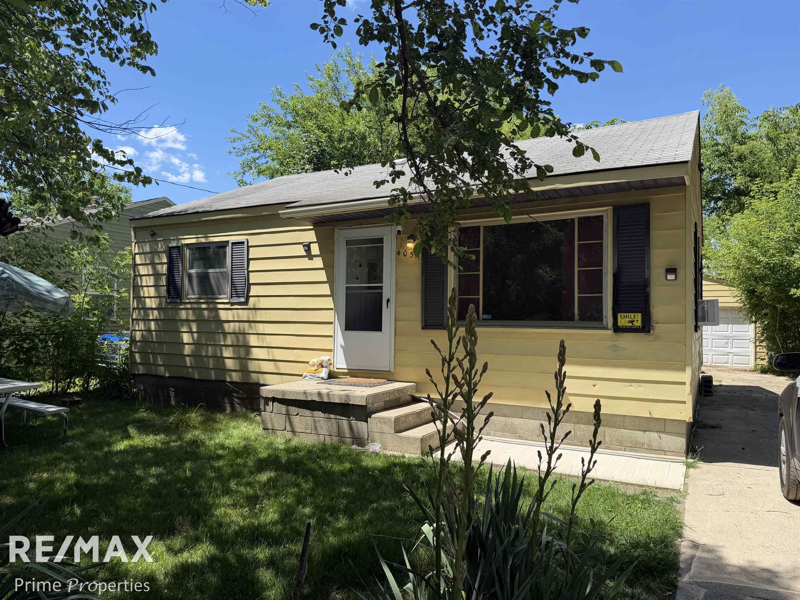 4051 O'Connor Road Flint, MI 48504 - Photo 3 of 17