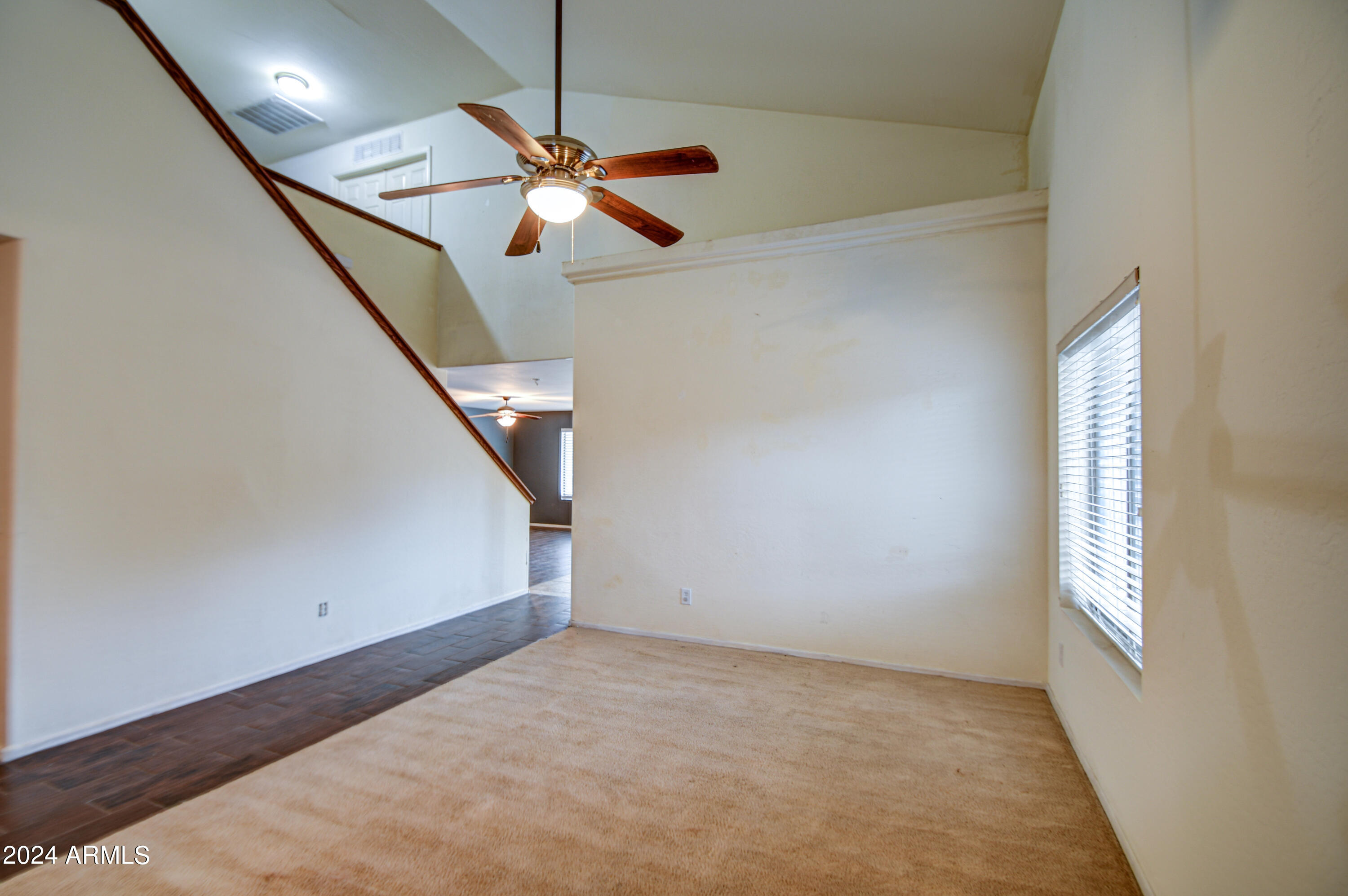 6804 East Refuge Road Florence, AZ 85132 - Photo 11 of 38 Living Room
