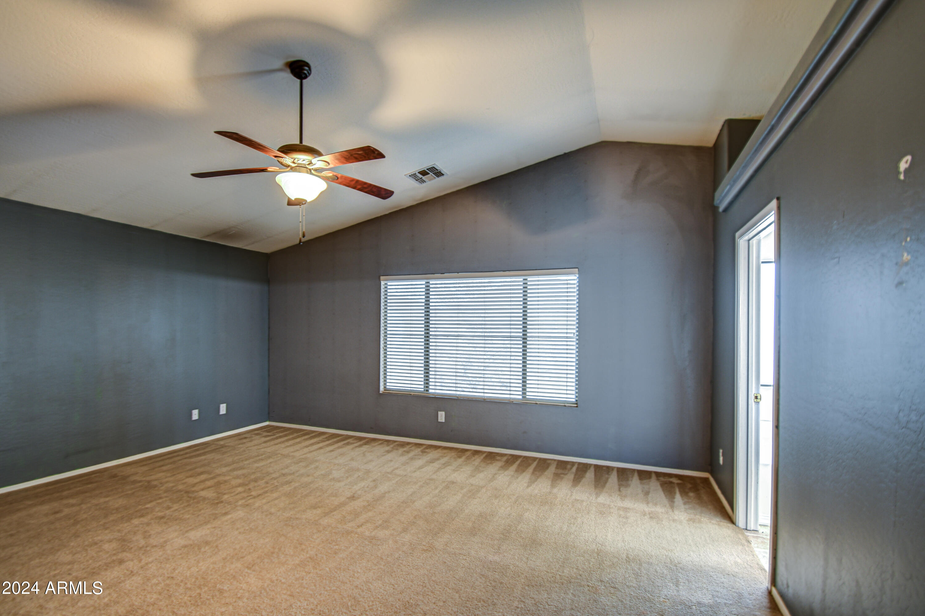 6804 East Refuge Road Florence, AZ 85132 - Photo 14 of 38 Primary Bedroom