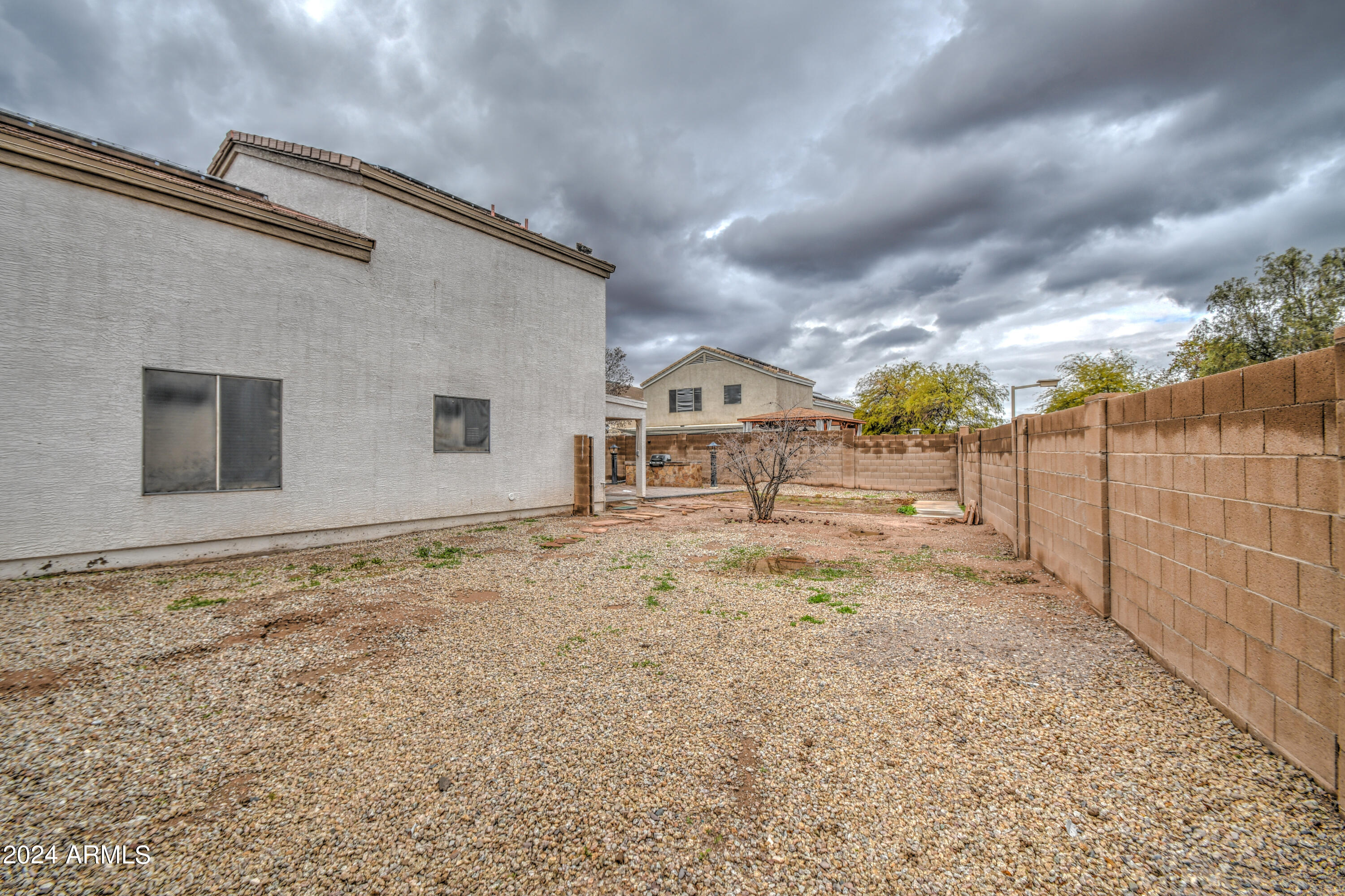 6804 East Refuge Road Florence, AZ 85132 - Photo 31 of 38 Backyard