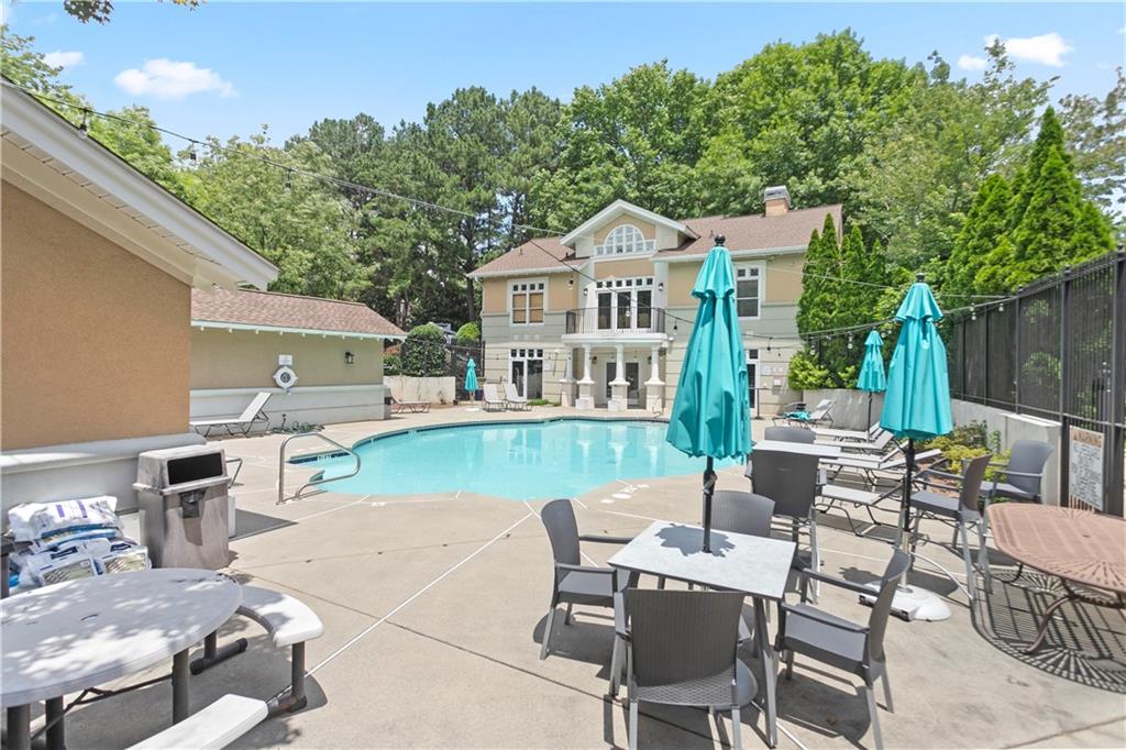 2700 Pine Tree Road Northeast, Unit 2303 Atlanta, GA 30324 - Photo 23 of 25