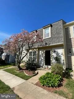 $2,450 | 8018 Revenna Lane, Springfield, VA 22153