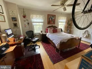 $2,450 | 8018 Revenna Lane, Springfield, VA 22153