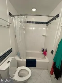 $2,450 | 8018 Revenna Lane, Springfield, VA 22153