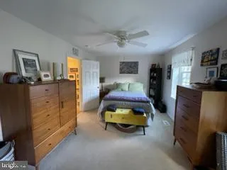 $2,450 | 8018 Revenna Lane, Springfield, VA 22153