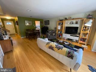 8018 Revenna Lane Springfield, VA 22153 - Photo 7 of 23