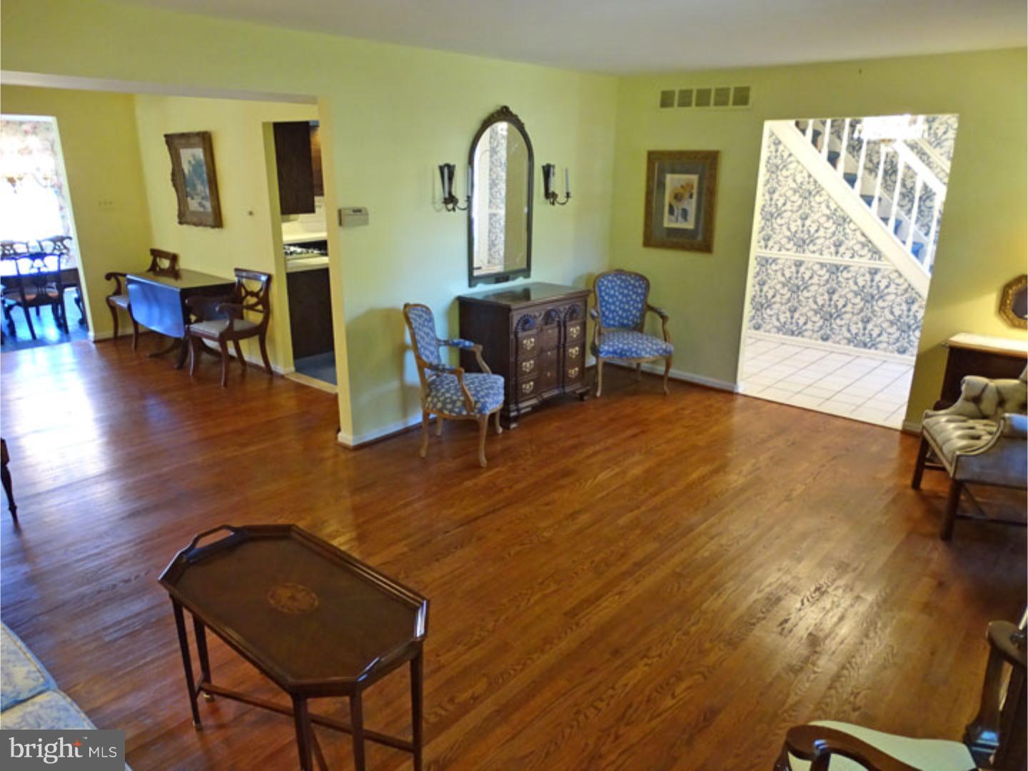 15 Shelley Road Holland, PA 18966 - Photo 4 of 25 Gallery Image 4