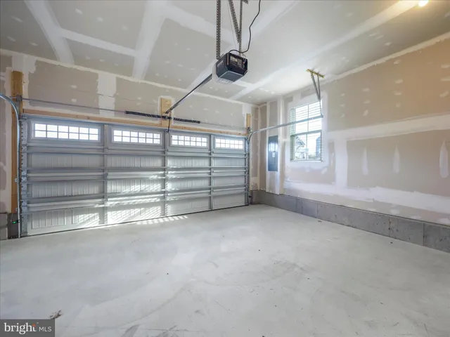 $425,000 | 1864 Shannon Drive South, Greencastle, PA 17225